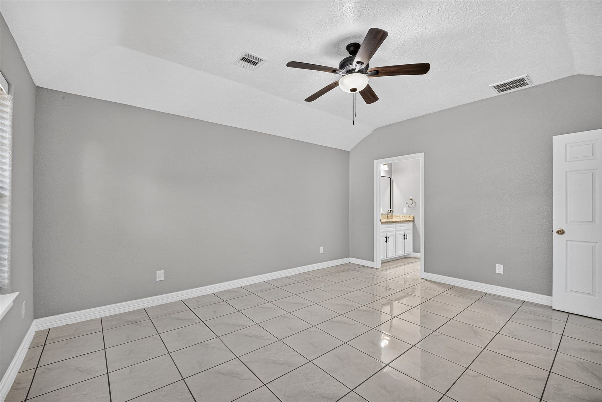 803 Avenue K, South Houston, TX 77587 803 Avenue K, South Houston, TX 77587
