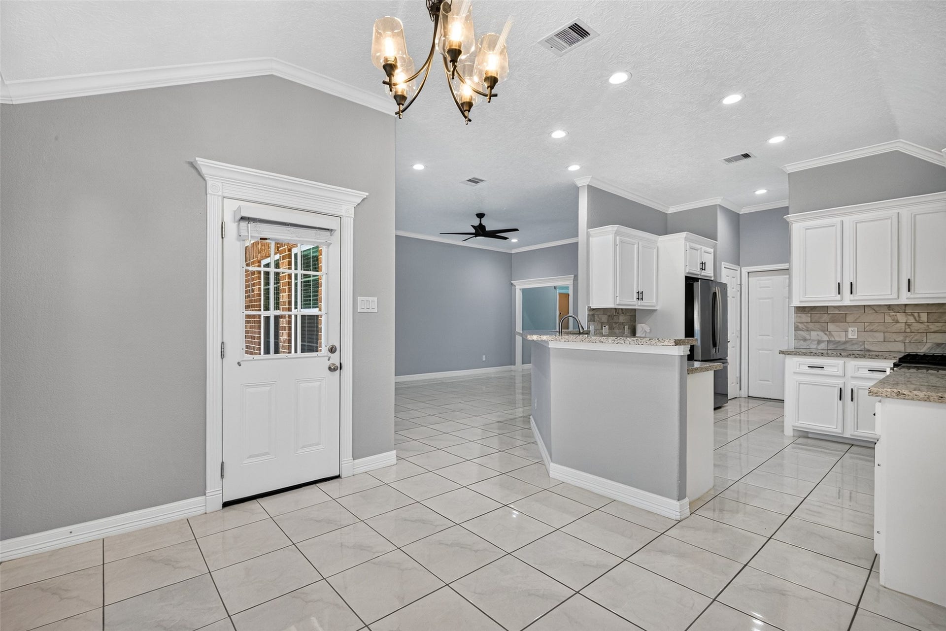 803 Avenue K, South Houston, TX 77587 803 Avenue K, South Houston, TX 77587
