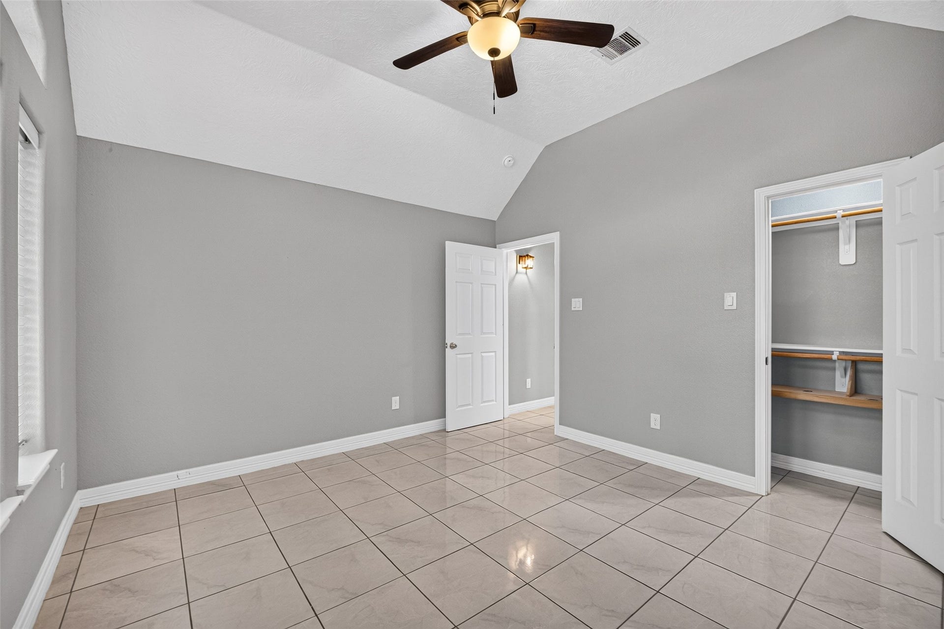 803 Avenue K, South Houston, TX 77587 803 Avenue K, South Houston, TX 77587