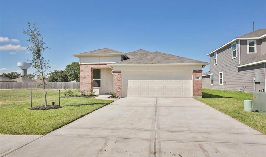 Property photo for 211 Lisa Marie Drive, Angleton, TX
