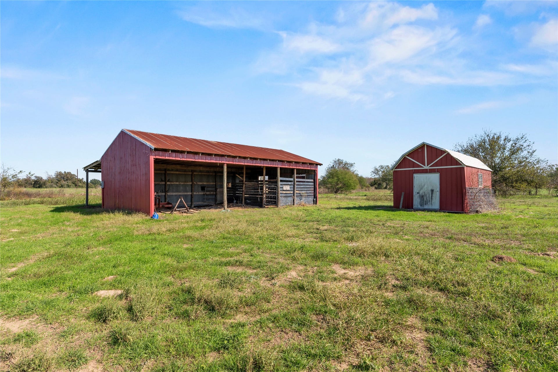 6490 Adams Flat Road, Brookshire, TX 77423 Barn and storage
