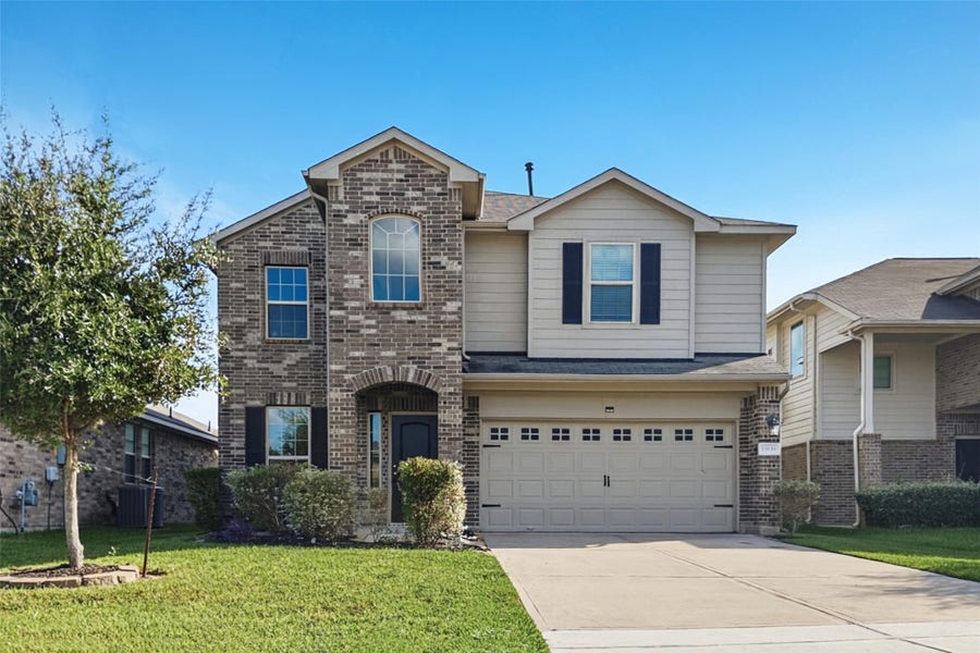 Property photo for 13031 Silverglen Run Trail, Houston, TX
