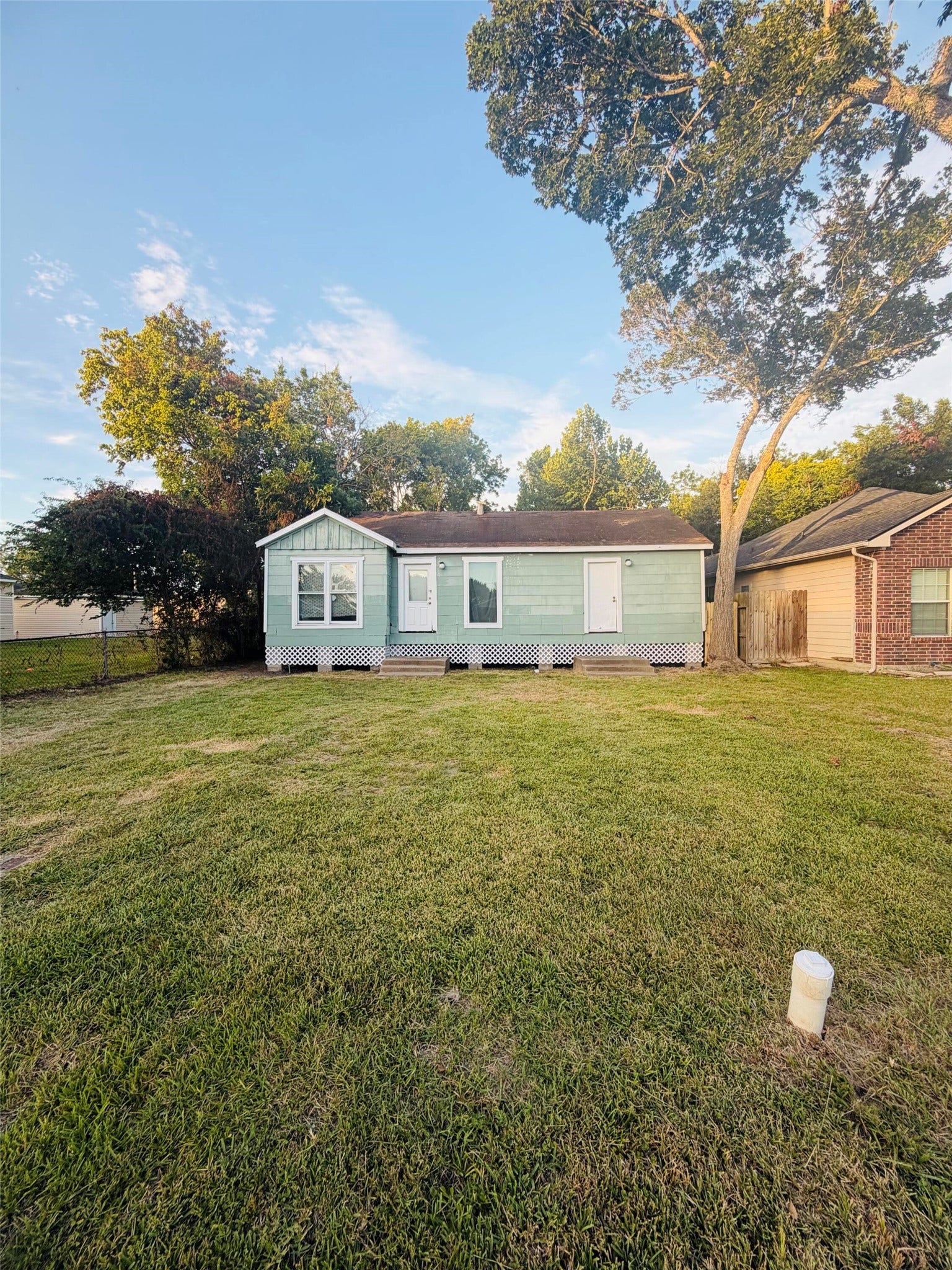 4605 Dakota Street, Dickinson, TX 77539 4605 Dakota Street, Dickinson, TX 77539