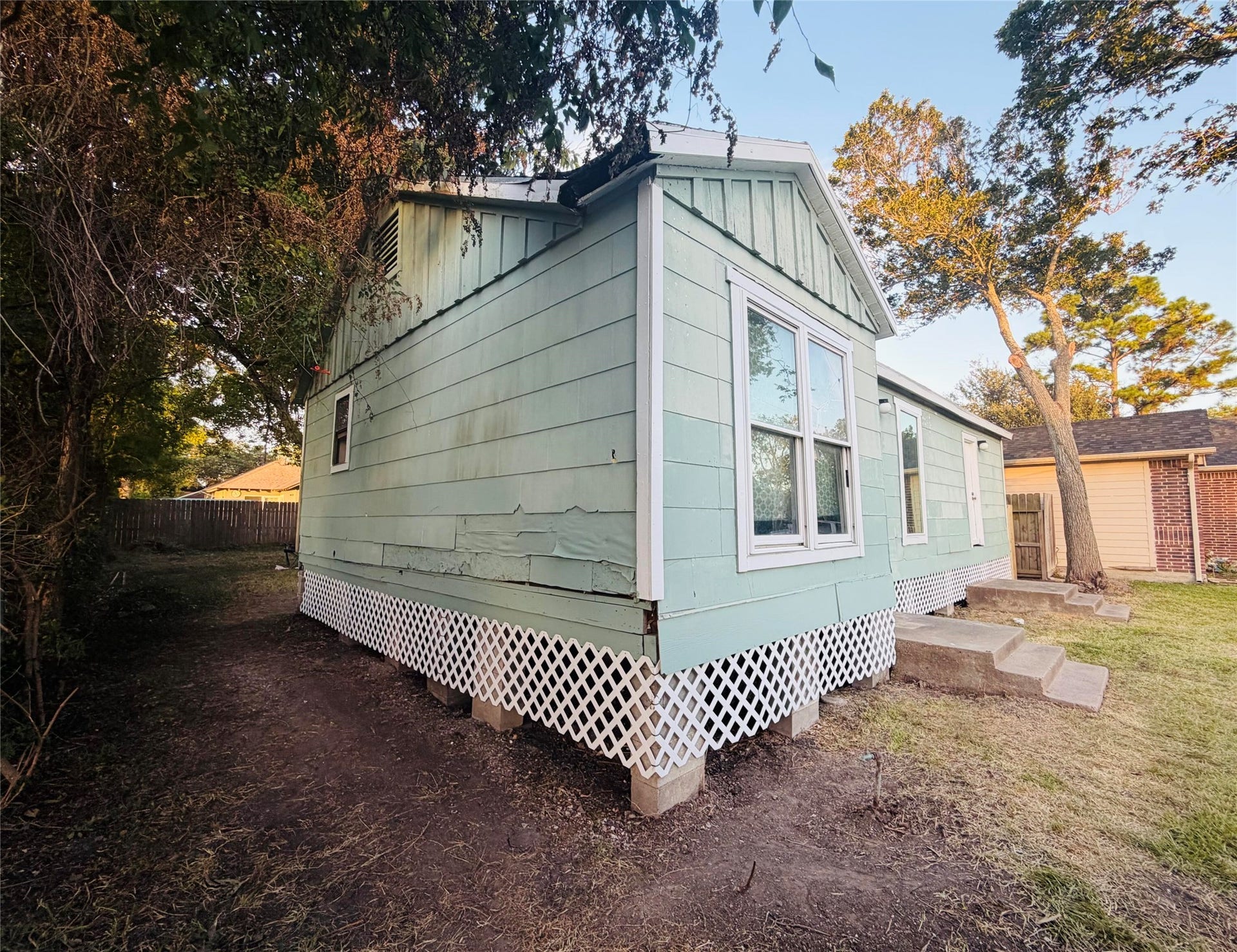4605 Dakota Street, Dickinson, TX 77539 4605 Dakota Street, Dickinson, TX 77539