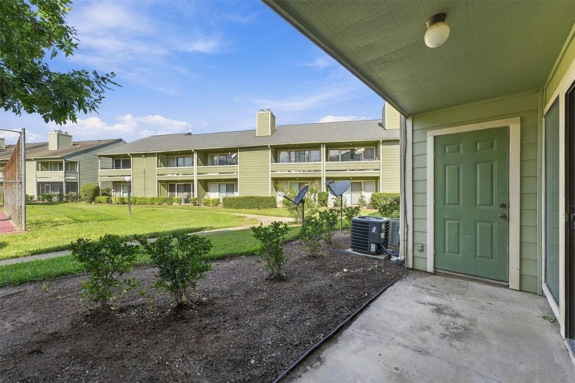 14777 Wunderlich Drive, #2405, Houston, TX 77069 14777 Wunderlich Drive, #2405, Houston, TX 77069