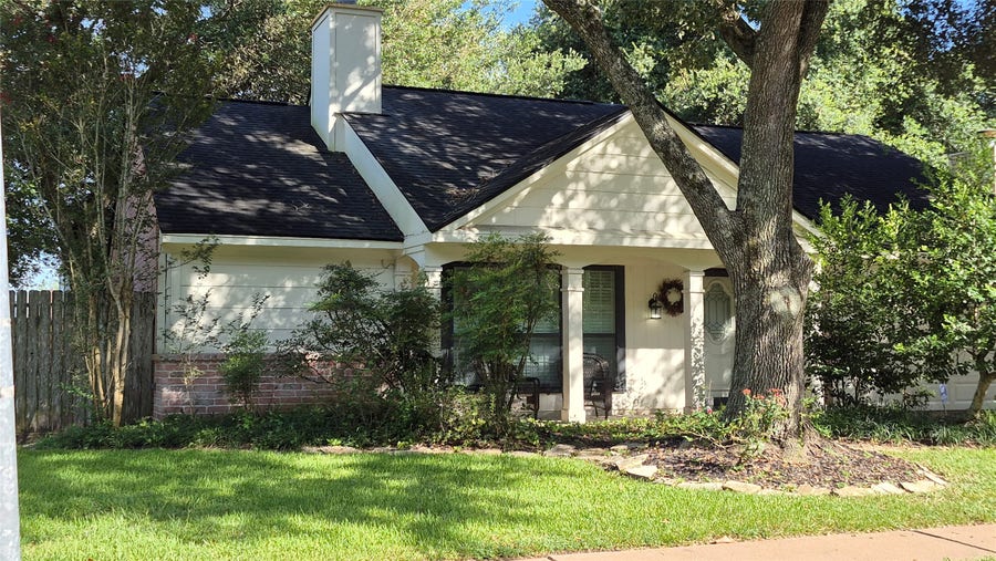 Property photo for 3707 Helen Lane Lane, Pearland, TX