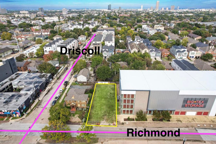 Property photo for 1826 Richmond Avenue, Houston, TX