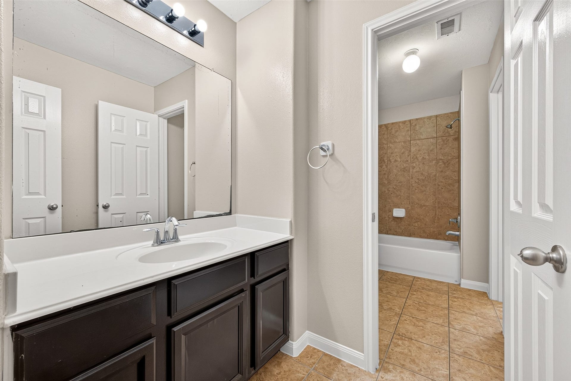 3503 Trail Bend, Missouri City, TX 77459 3503 Trail Bend, Missouri City, TX 77459