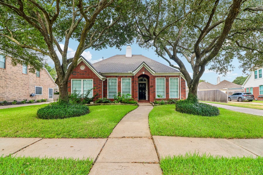 Property photo for 1906 Dawn Hollow Lane, Katy, TX