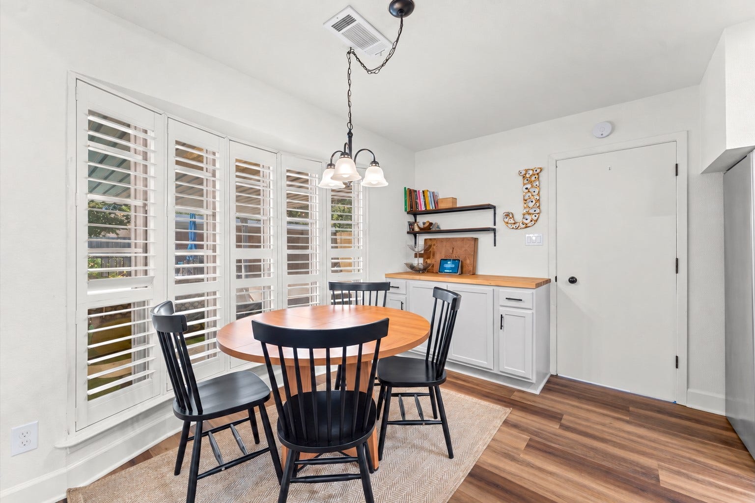 11006 Ashcroft Drive, Houston, TX 77096 11006 Ashcroft Drive, Houston, TX 77096