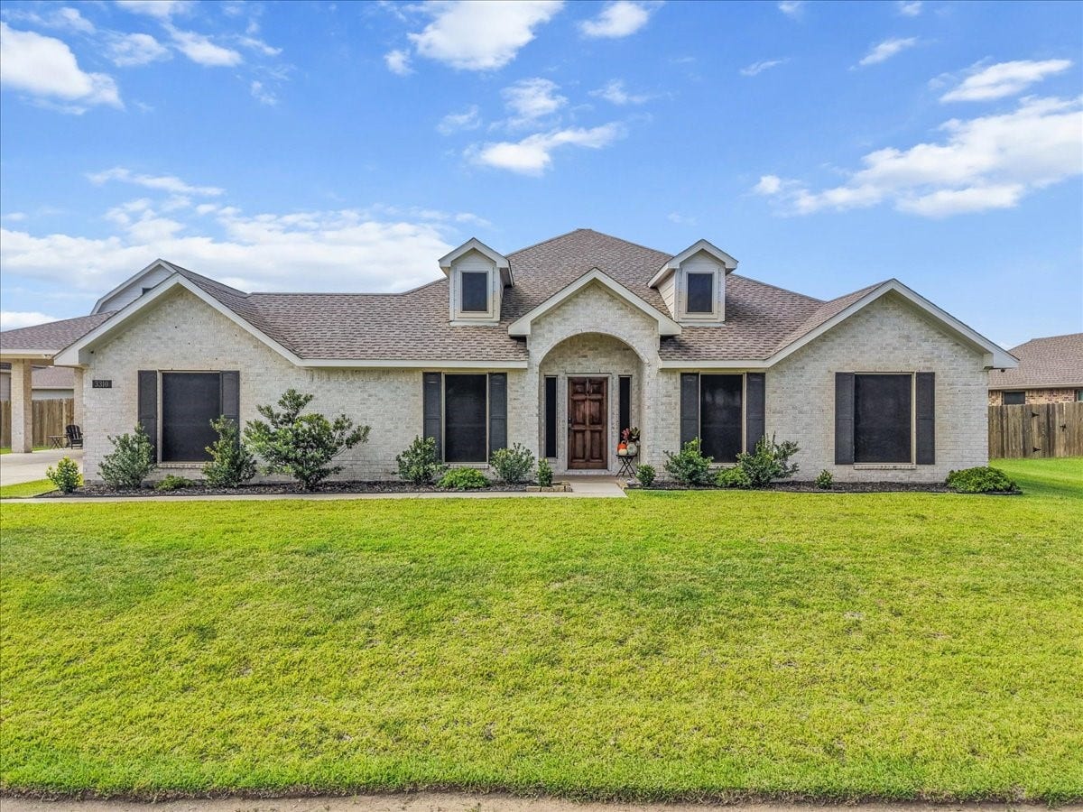 3310 Bastian Road, Dickinson, TX 77539 3310 Bastian Road, Dickinson, TX 77539