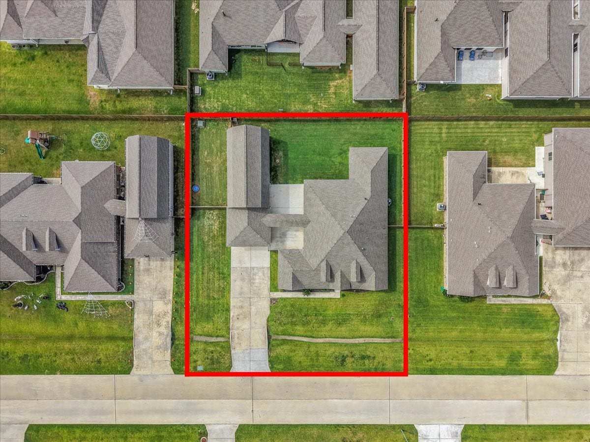 3310 Bastian Road, Dickinson, TX 77539 3310 Bastian Road, Dickinson, TX 77539