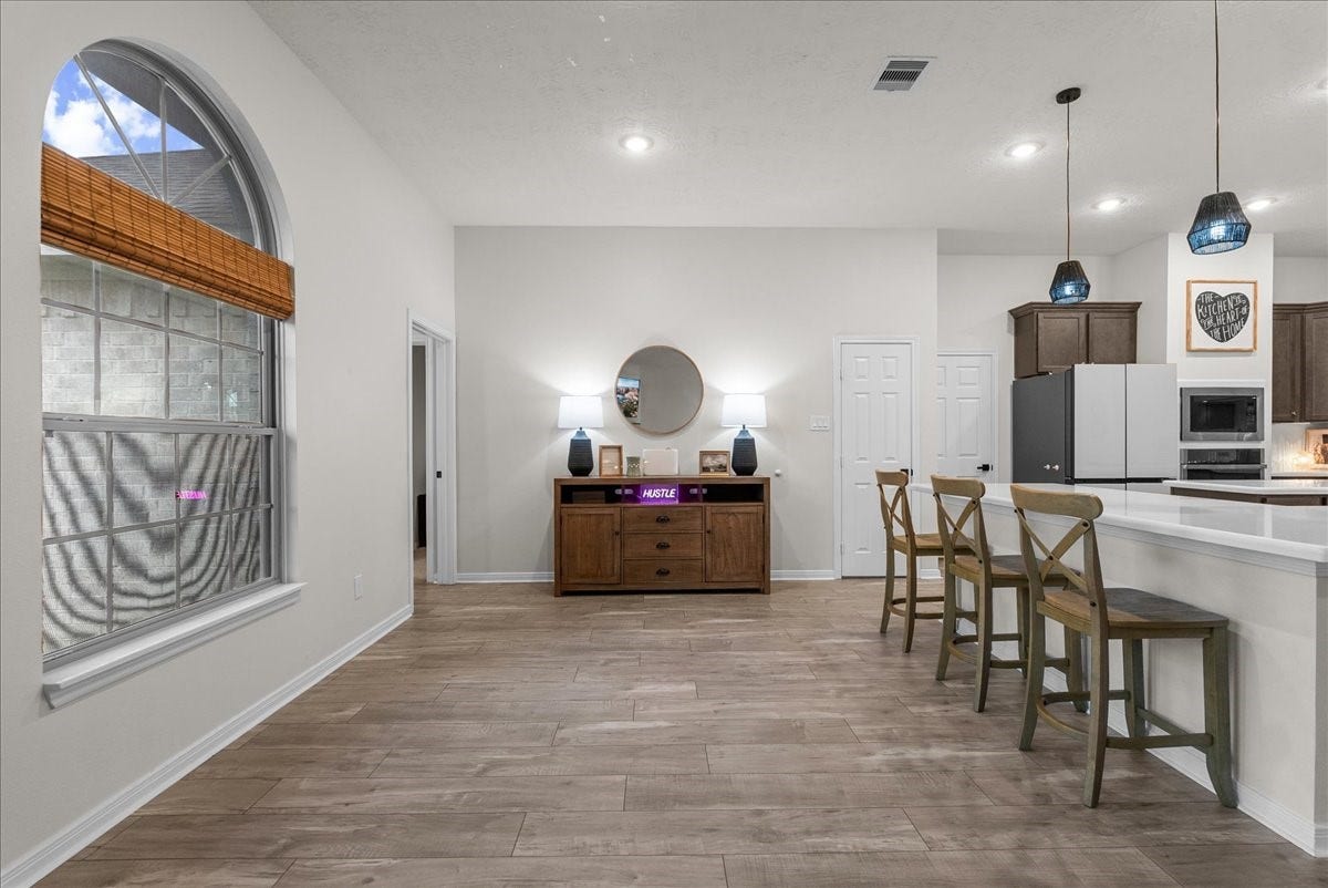 3310 Bastian Road, Dickinson, TX 77539 3310 Bastian Road, Dickinson, TX 77539