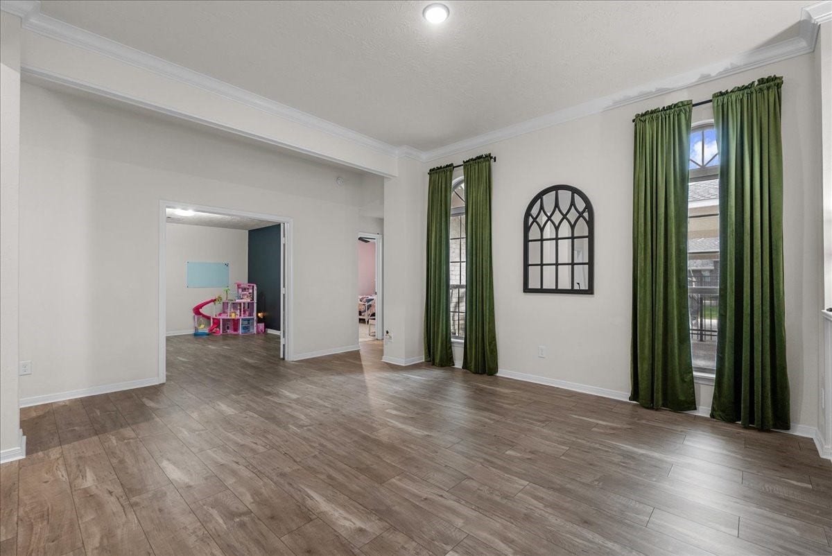 3310 Bastian Road, Dickinson, TX 77539 3310 Bastian Road, Dickinson, TX 77539