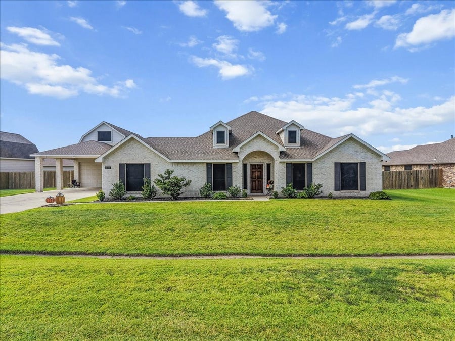 Property photo for 3310 Bastian Road, Dickinson, TX