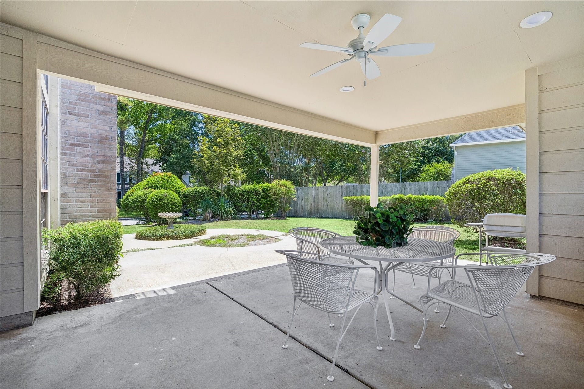 5410 Red Cliff Drive, Kingwood, TX 77345 5410 Red Cliff Drive, Kingwood, TX 77345