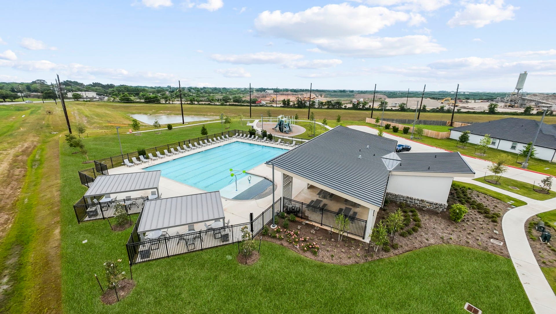 4909 Lemon Gove Drive, Rosenberg, TX 77469 *Images and 3D tour are for illustration only and options may vary from home as built.