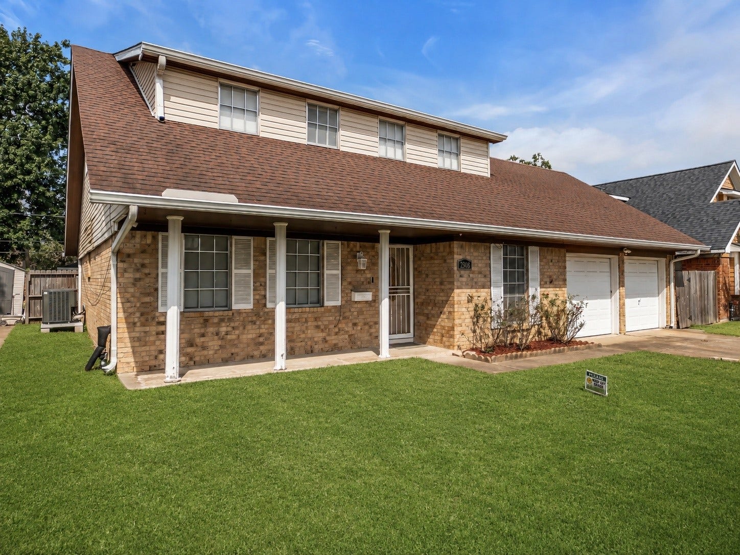 2808 Burke Road, Pasadena, TX 77502 A/C replaced within the last 3 years.
