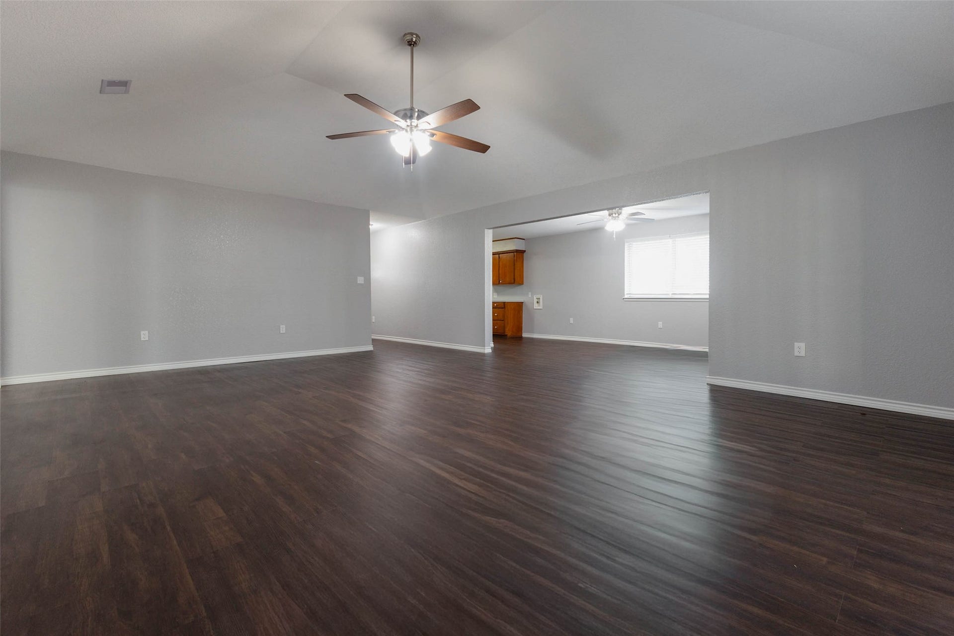 102 Cotton Street, Jones Creek, TX 77541