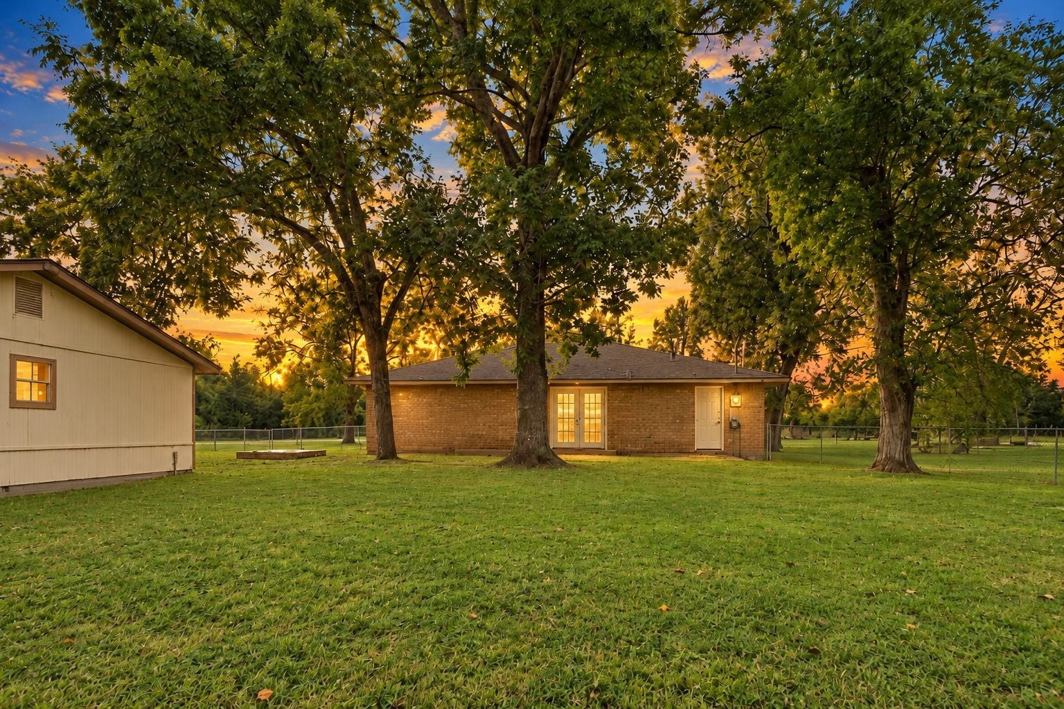 102 Cotton Street, Jones Creek, TX 77541