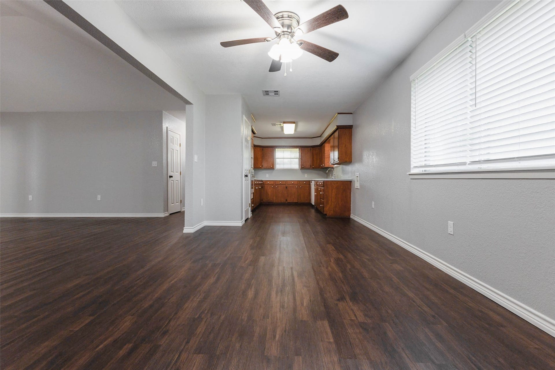 102 Cotton Street, Jones Creek, TX 77541