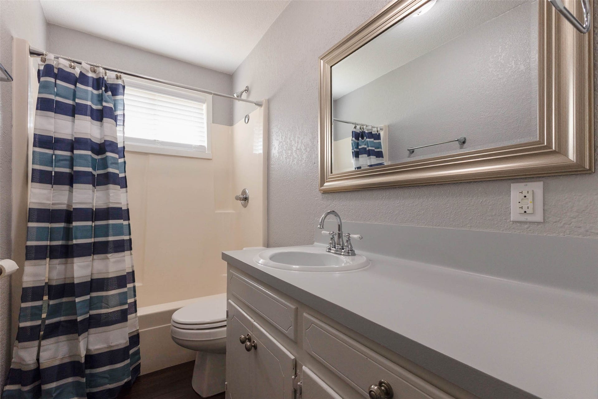102 Cotton Street, Jones Creek, TX 77541