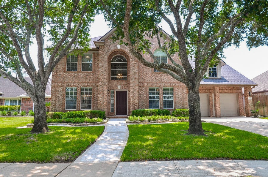 Property photo for 3310 Lily Pond Court, Missouri City, TX