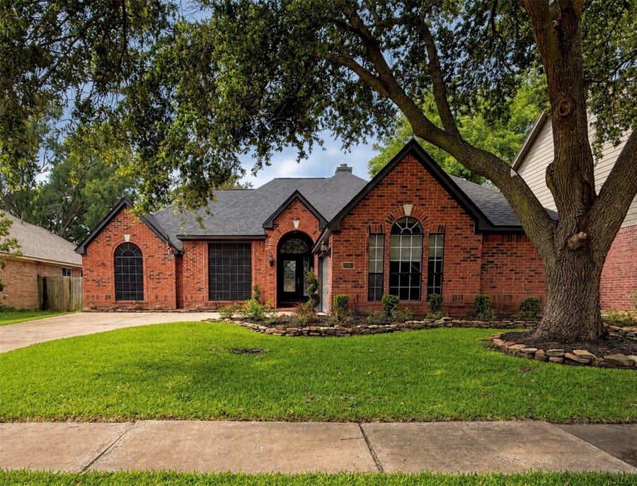 Property photo for 15419 Redbud Leaf Lane, Cypress, TX