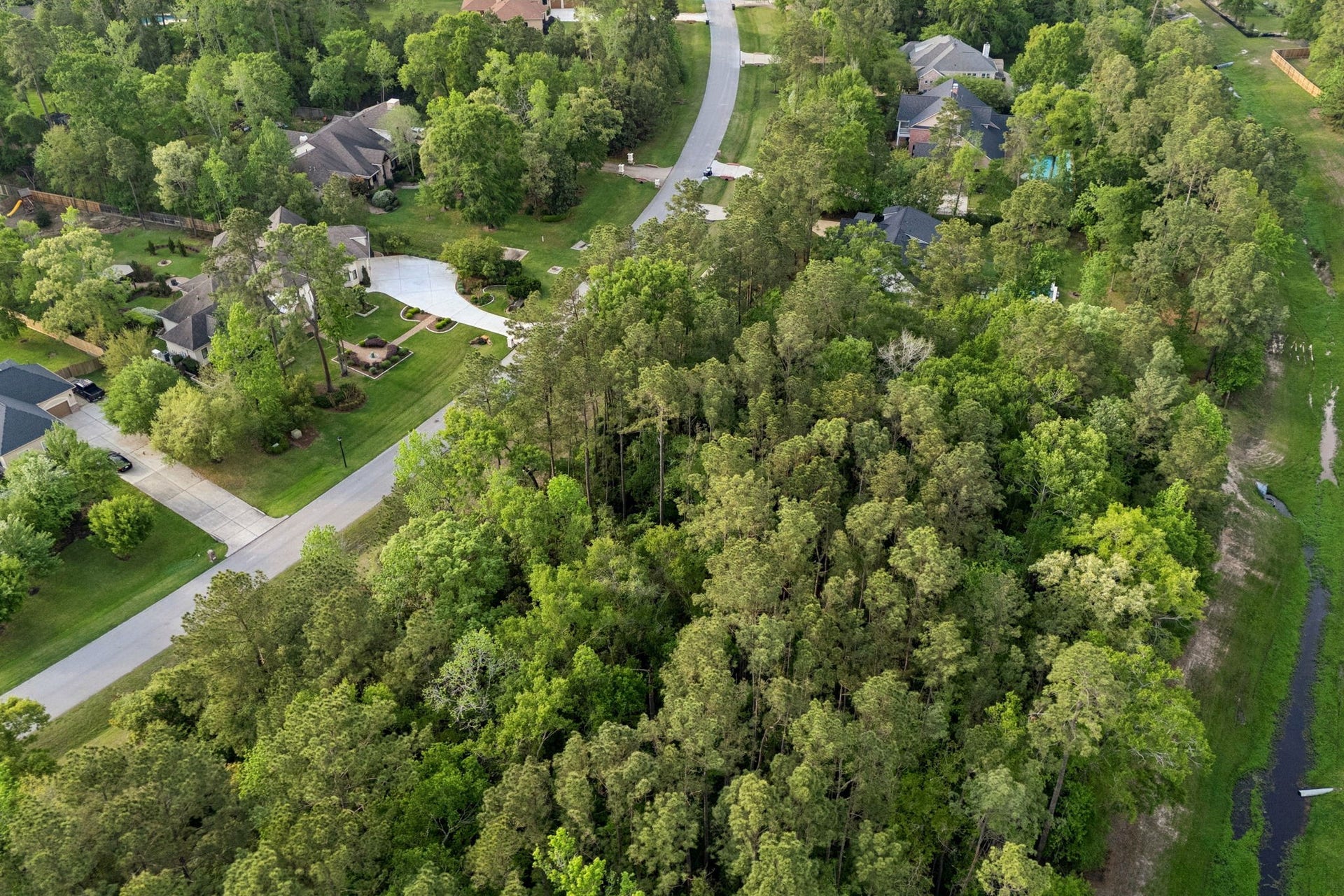 27318 Whispering Maple Way, Spring, TX 77386 27318 Whispering Maple Way, Spring, TX 77386