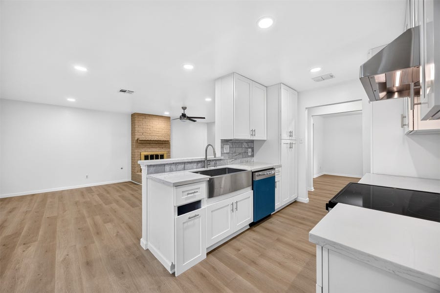 Property photo for 9231 Sandstone Street, Houston, TX