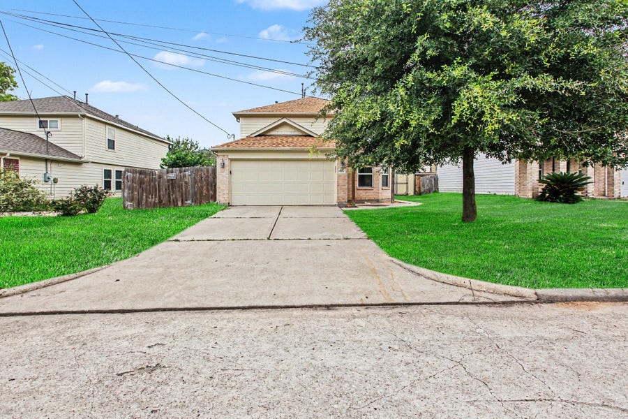 Property photo for 16774 N Thrasher Drive, Conroe, TX