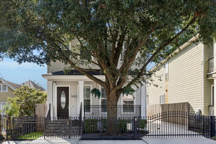 Property photo for 1423 Nashua Street, Houston, TX
