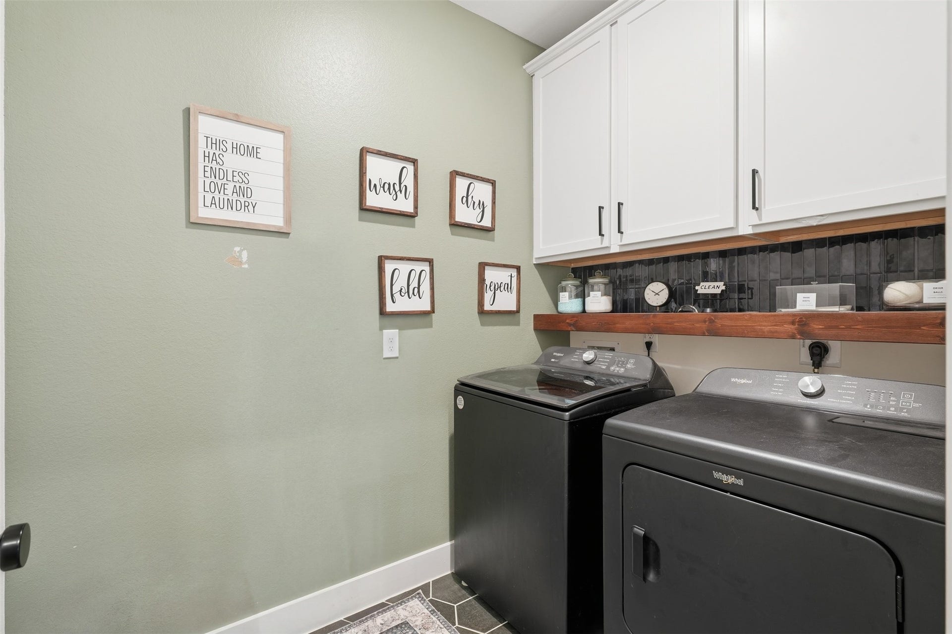 3619 Riverlands Drive, Santa Fe, TX 77510 Utility Room