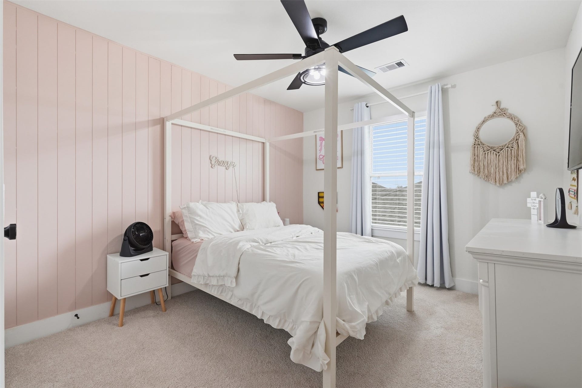 3619 Riverlands Drive, Santa Fe, TX 77510 Upstairs bedroom