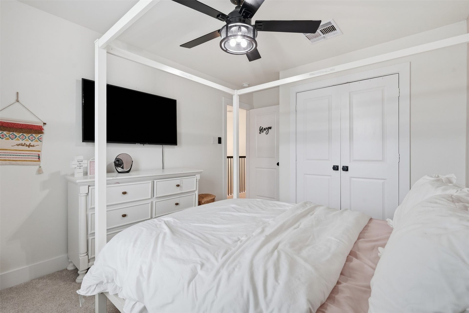 3619 Riverlands Drive, Santa Fe, TX 77510 Upstairs bedroom
