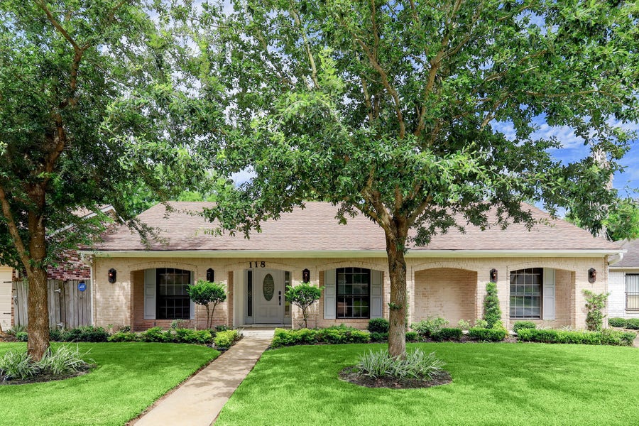 Property photo for 118 Coppersmith Drive, Katy, TX