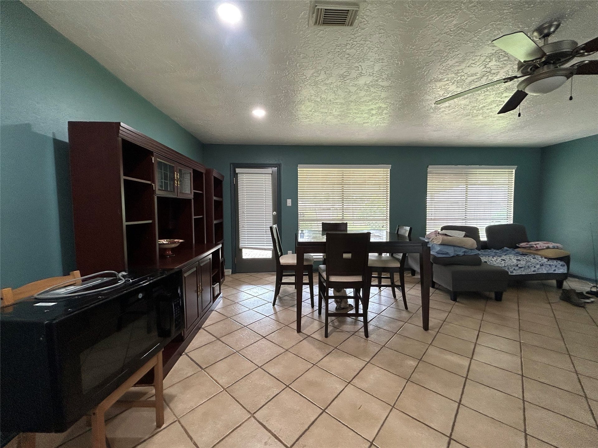 17311 Heritage Bay Drive, Webster, TX 77598 17311 Heritage Bay Drive, Webster, TX 77598
