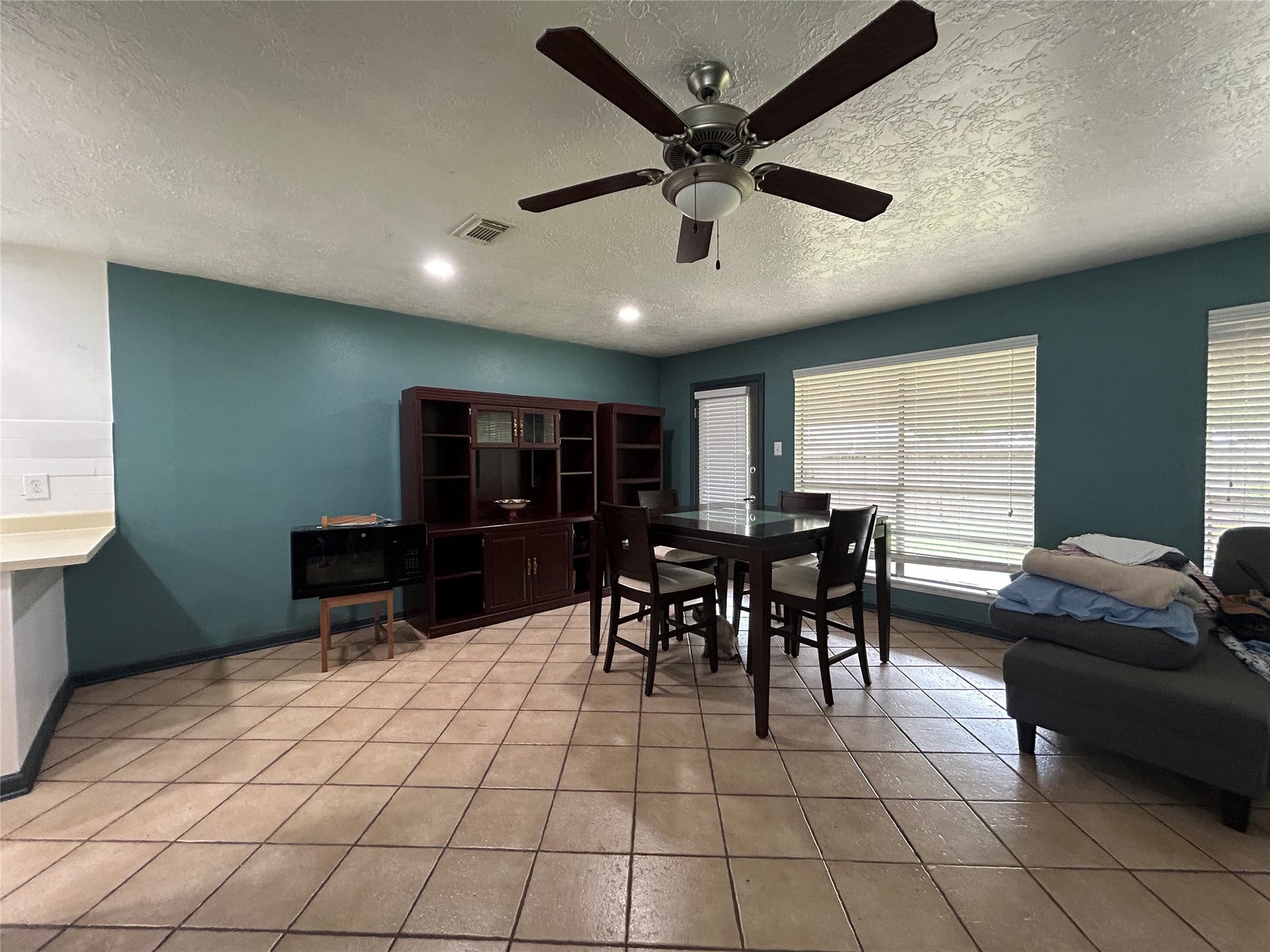 17311 Heritage Bay Drive, Webster, TX 77598 17311 Heritage Bay Drive, Webster, TX 77598