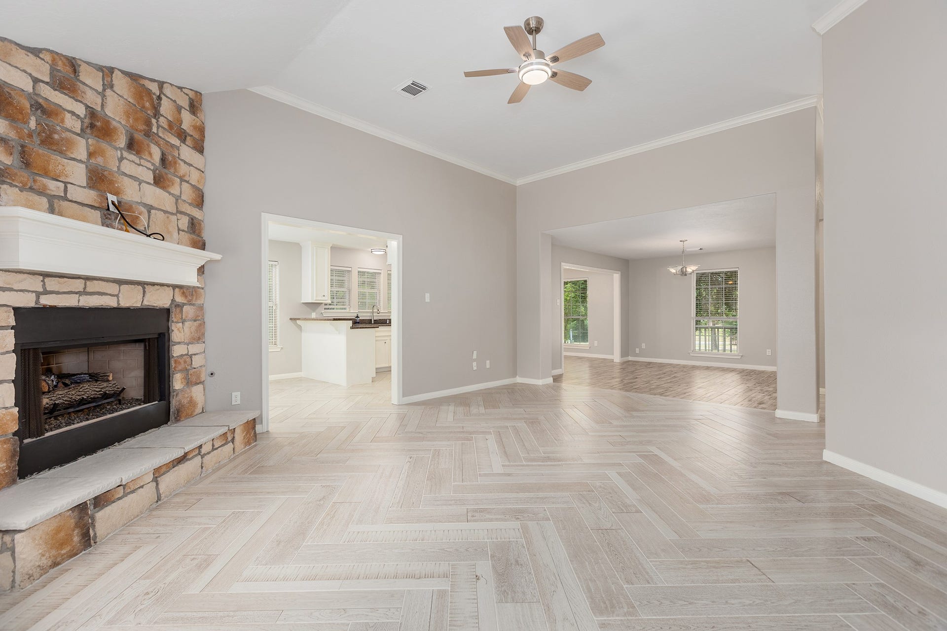 12830 Point Aquarius Boulevard, Willis, TX 77318 Home has been freshly painted and is move in ready.