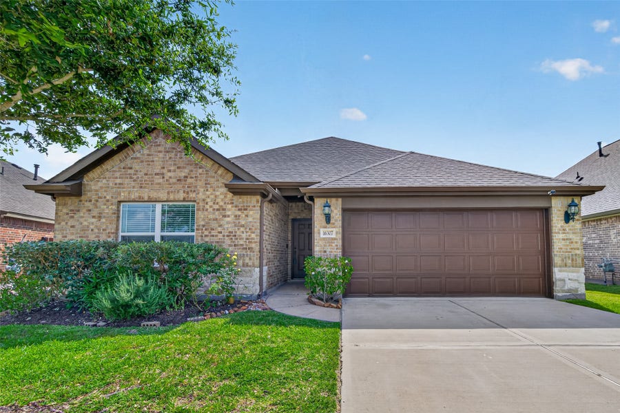 Property photo for 16307 Rockdale Landing Drive, Hockley, TX
