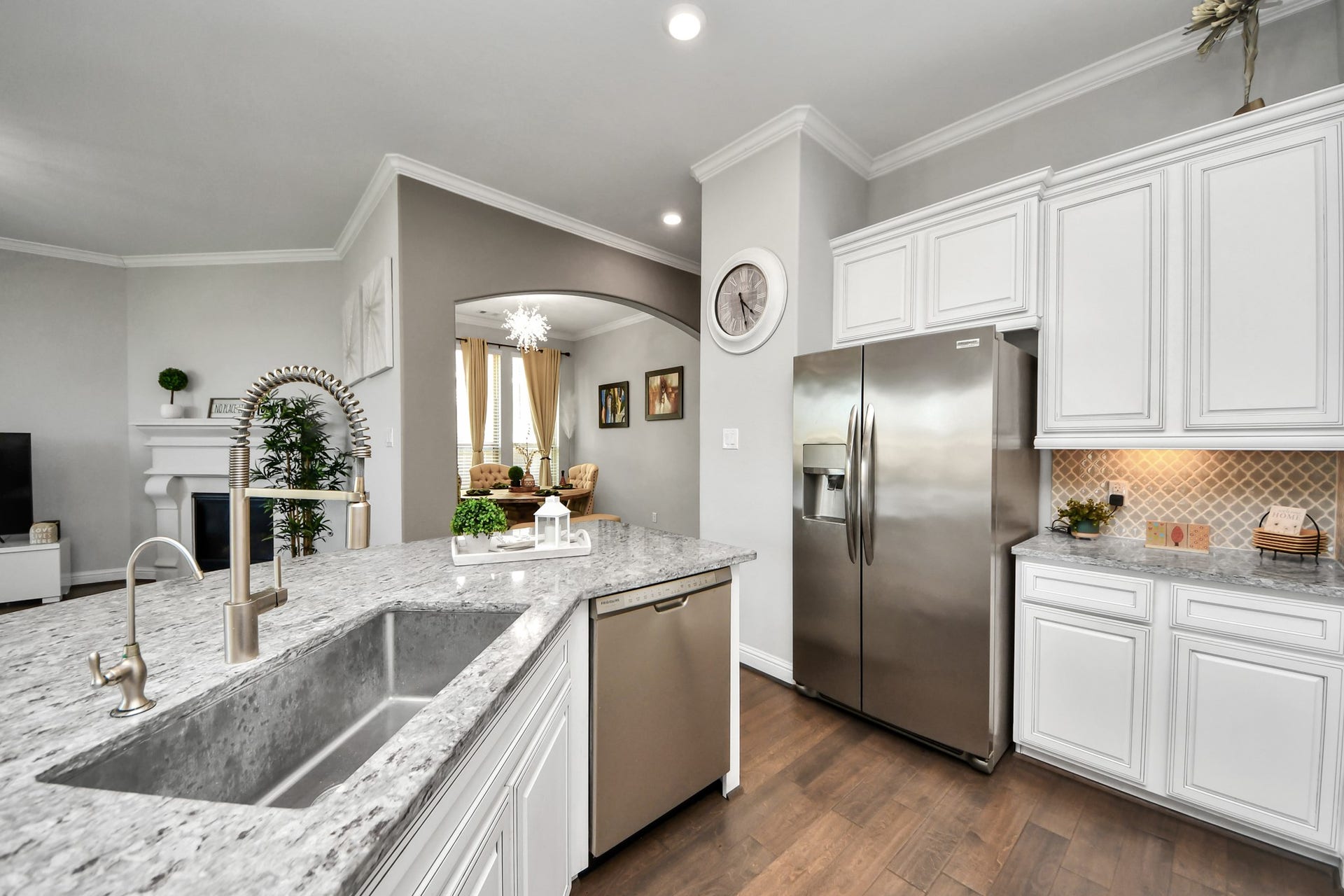 3615 Pasteur Lane, Iowa Colony, TX 77583