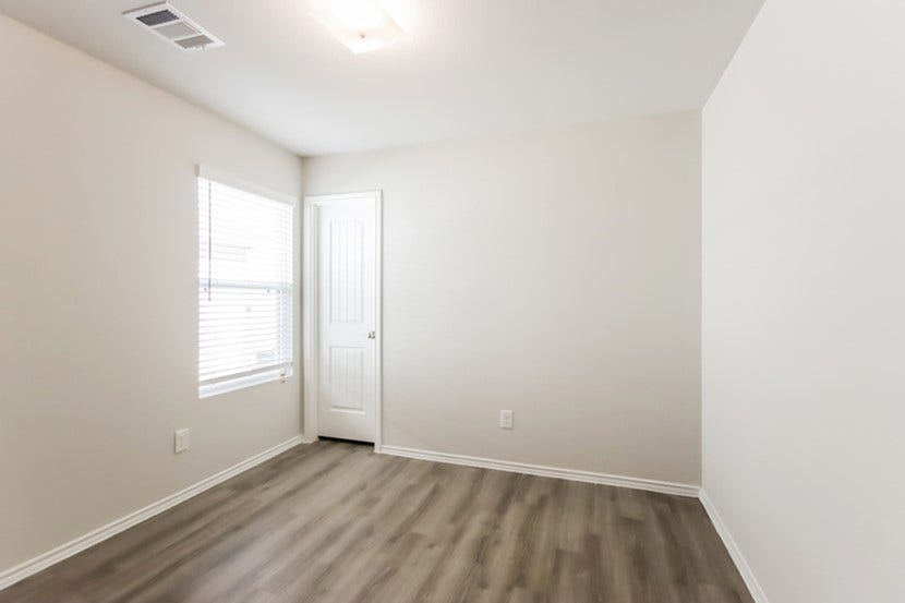 22350 Porter Mountain Lane, Porter, TX 77365 Photos may be representative of the floor plan and not the exact home. Finishes, layout, and features of the actual property for lease may vary.