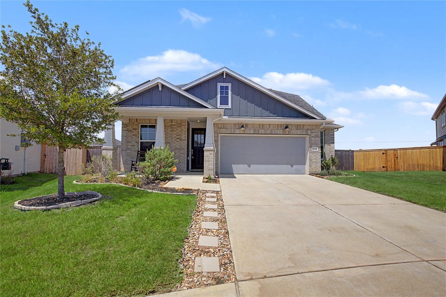 Property photo for 21331 Bridle Rose Trail, Tomball, TX