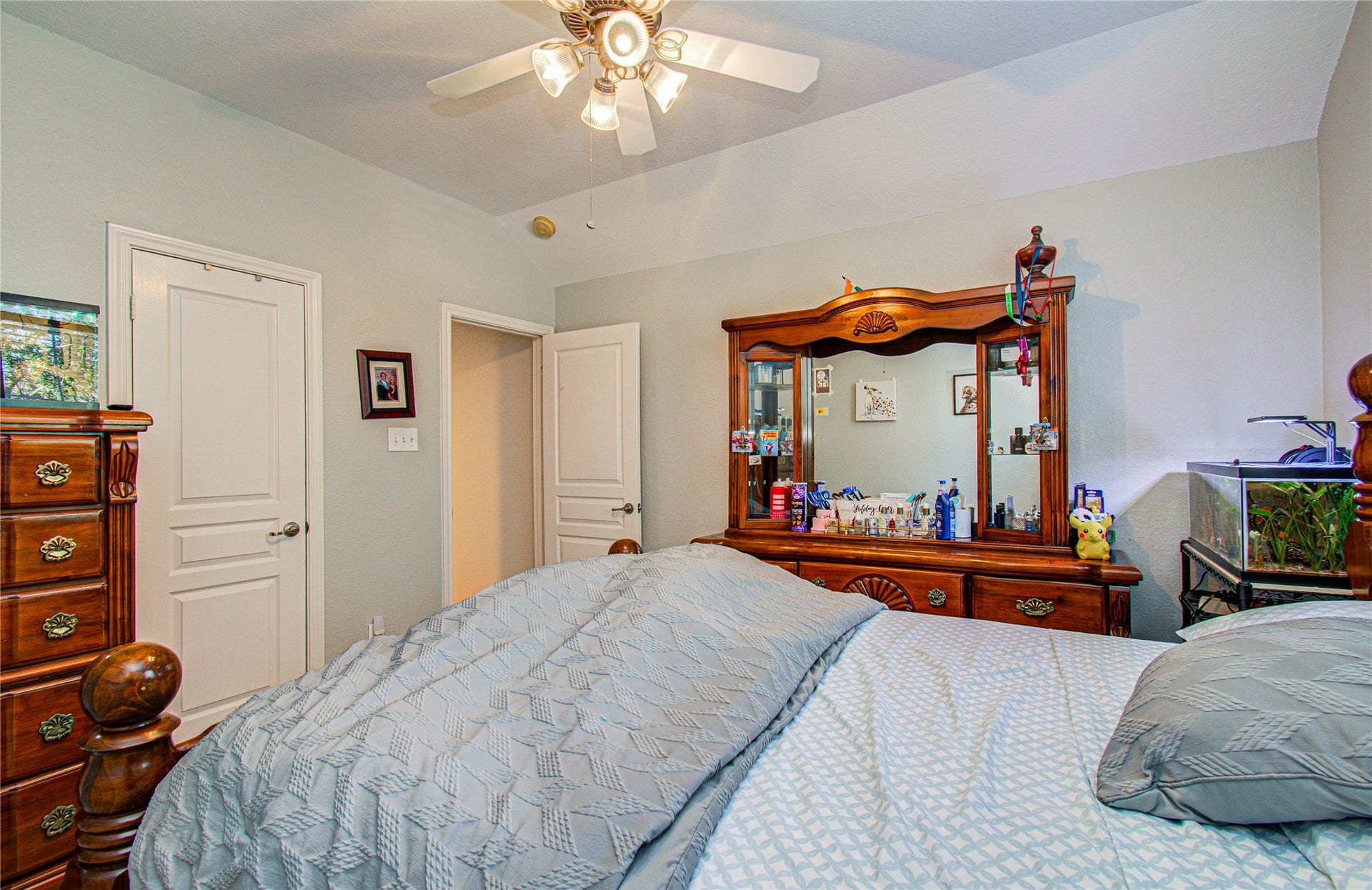 105 Hawke Bay Lane, Friendswood, TX 77546