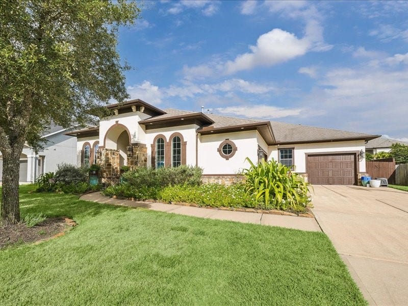 17610 Beckerdell Lane, Tomball, TX 77377 WELCOME HOME