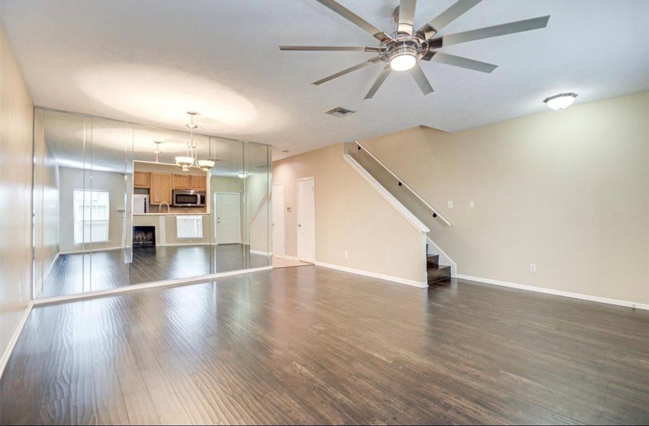 3174 Holly Hall Street, Houston, TX 77054 3174 Holly Hall Street, Houston, TX 77054