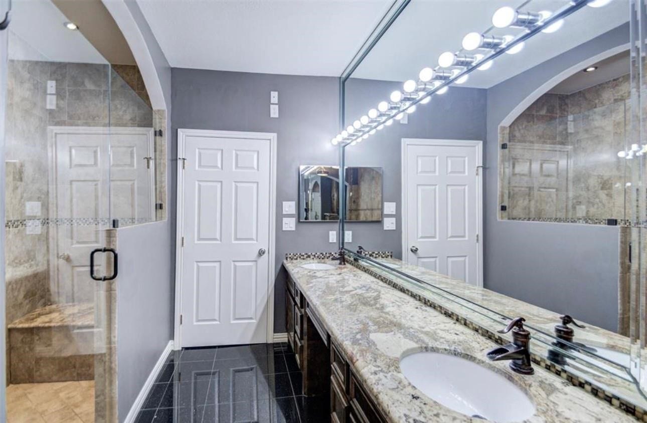 3174 Holly Hall Street, Houston, TX 77054 3174 Holly Hall Street, Houston, TX 77054