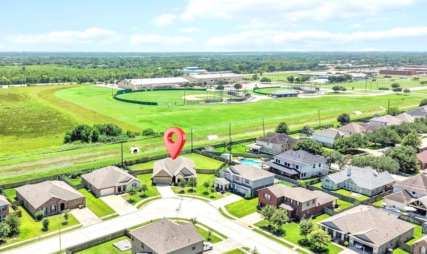 Property photo for 3924 Littlebourne Lane, Pearland, TX