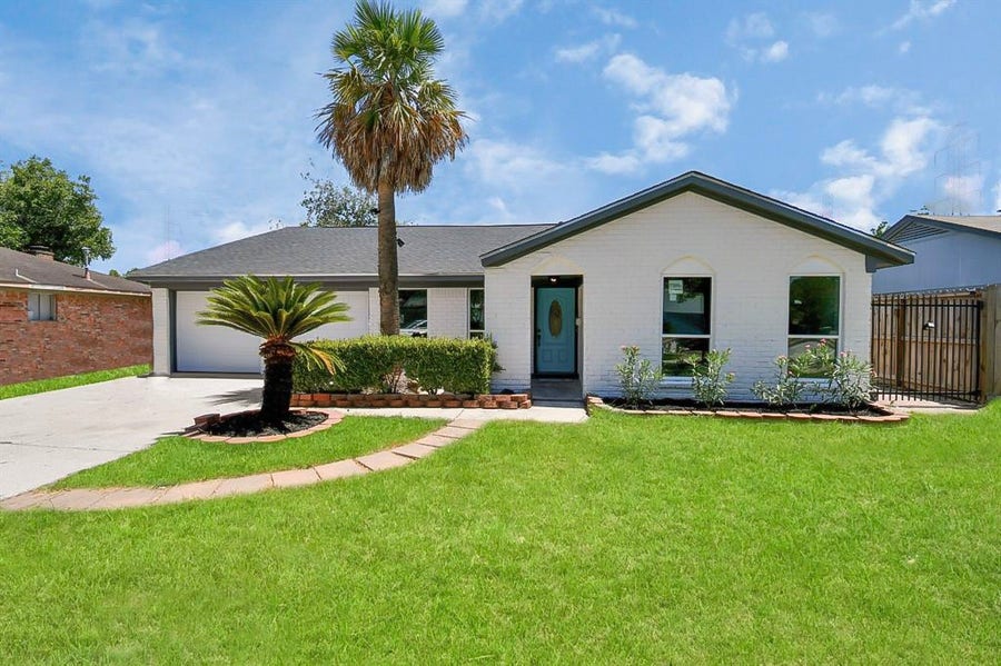 Property photo for 11810 Sagedowne Lane, Houston, TX