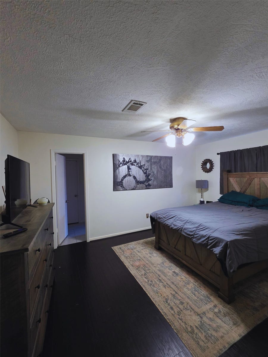 Property photo for 10302 Windriver Drive, Houston, TX